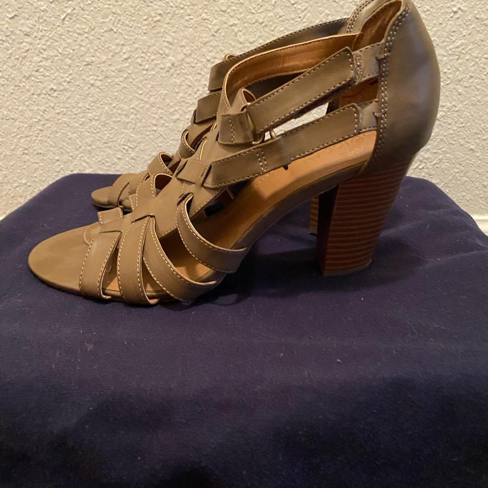 Sbicca Heeled Sandals. Gently worn. Size 8.5